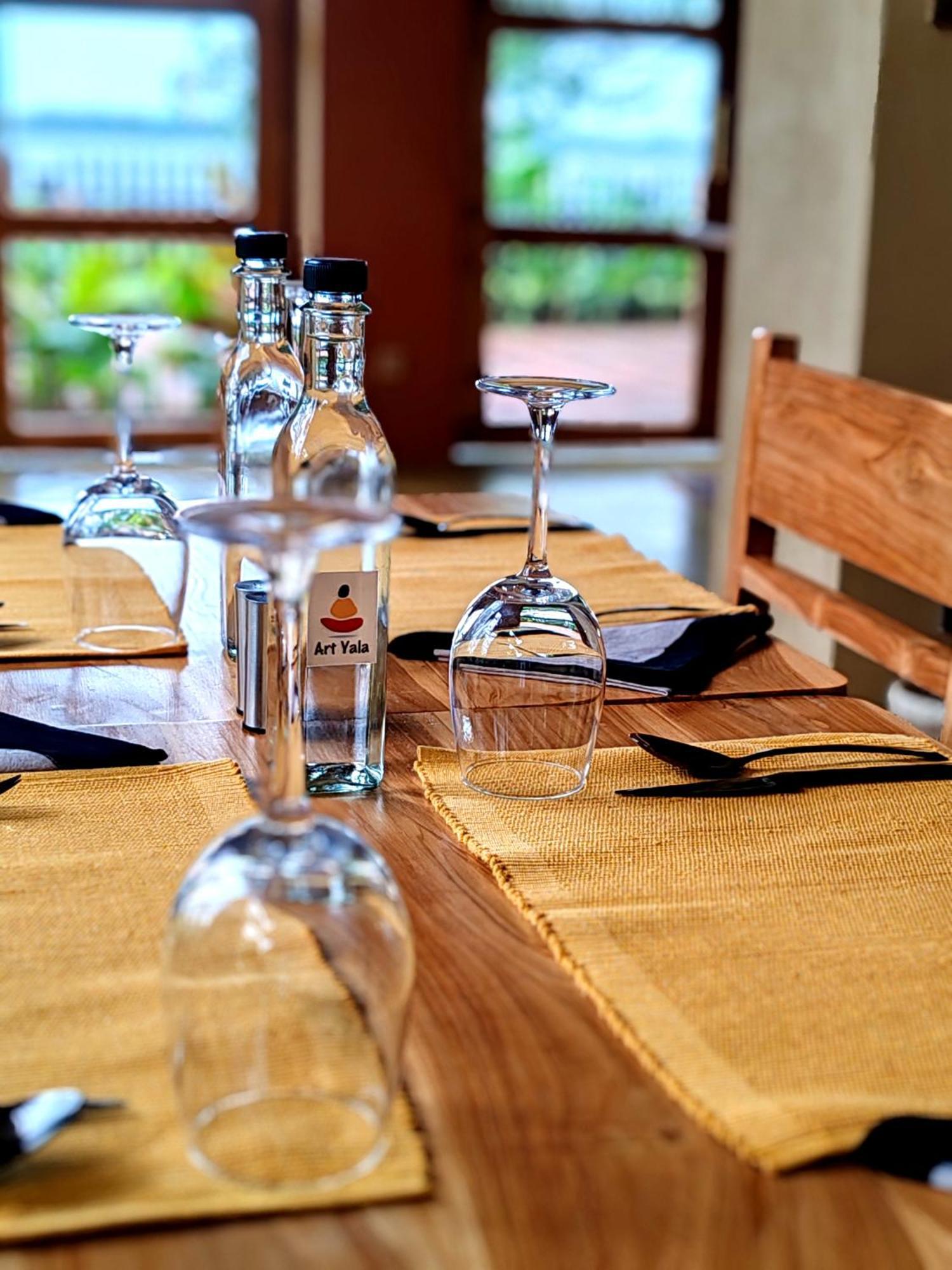 Art Yala Boutique Resort Tissamaharama Eksteriør bilde